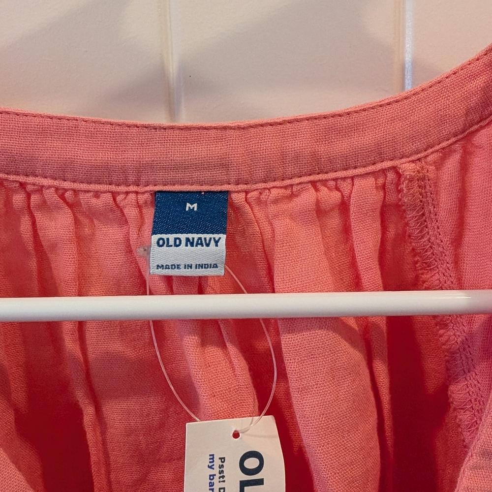 3 For $18 Old Navy Coral Women's Top - Picture 2 of 4